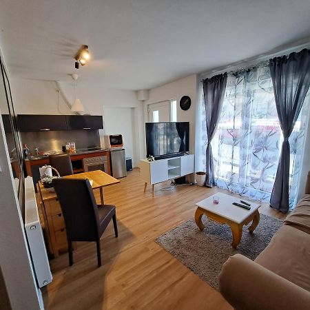 Ferienwohnung Ladenlokal beim Metzger Becker Mülheim-Kärlich Exterior foto